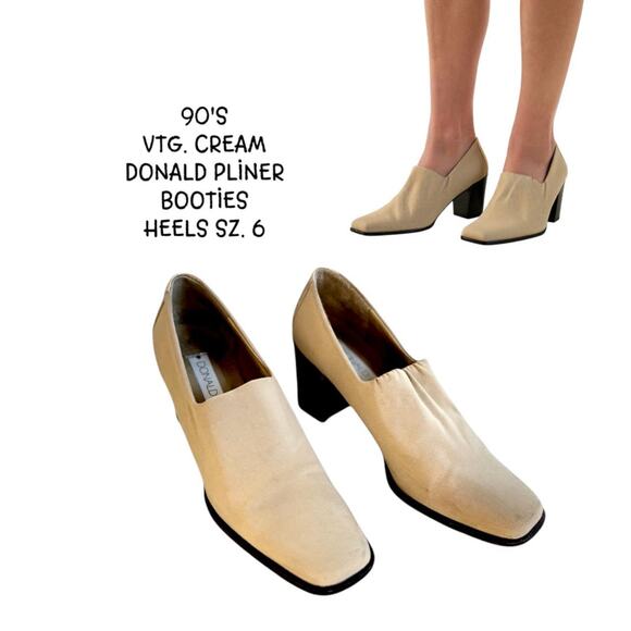 90'S VTG. DONALD PLINER CREAM HEELED BOOTIES SLIP ON SZ. 6 - Picture 1 of 8